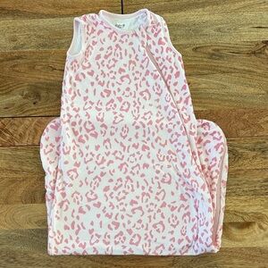 Kyte BABY Pink Sakura Leopard No Longer Available Sleep Sack Large .5 TOG